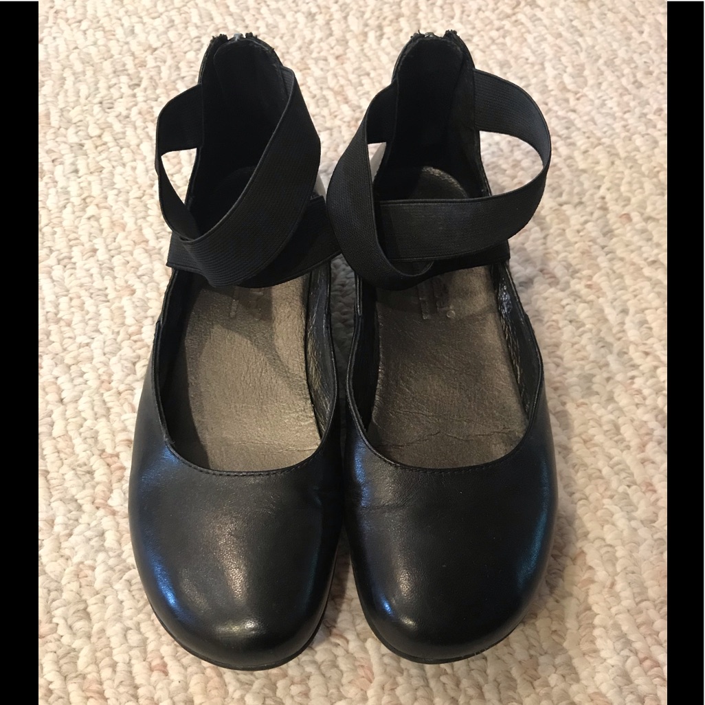 Josef Seibel Black Faye Flats